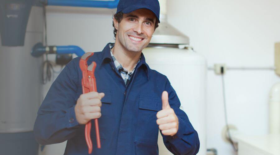 Expert burst pipe repair services in El Dorado Springs, MO